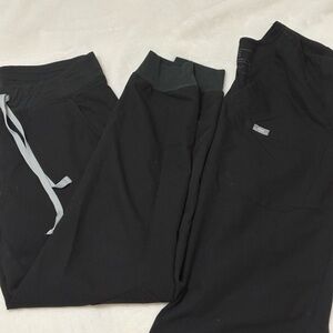 Figs scrubs 3 piece set